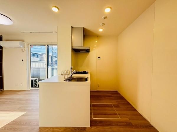 �y�L�b�`���z�@