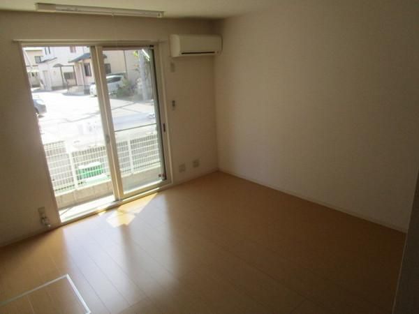 �y�����E���r���O�z�@���d�l�ʐ^