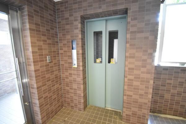 �y���̑��ݔ��z�@���d�l�ʐ^