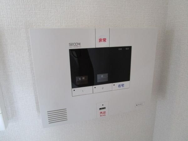 �y�Z�L�����e�B�z�@���d�l�ʐ^