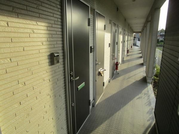 �y�G���g�����X�z�@