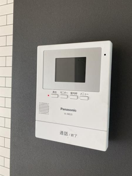 �y�Z�L�����e�B�z�@