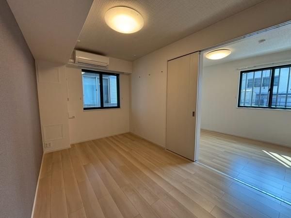 �y���̑������E�X�y�[�X�z�@