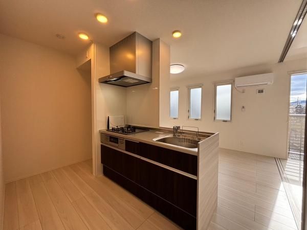 �y�L�b�`���z�@