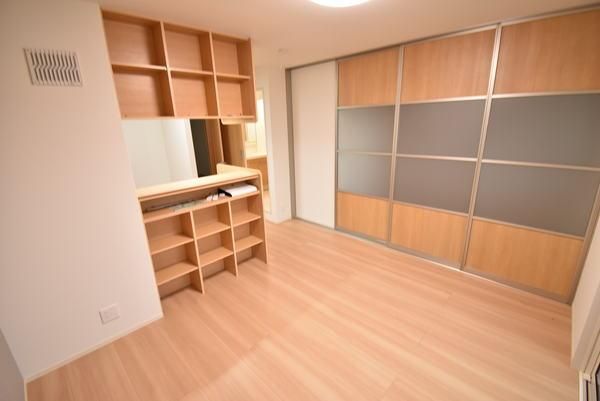 �y�����E���r���O�z�@���d�l�ʐ^