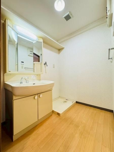 �y���ʏ��z�@