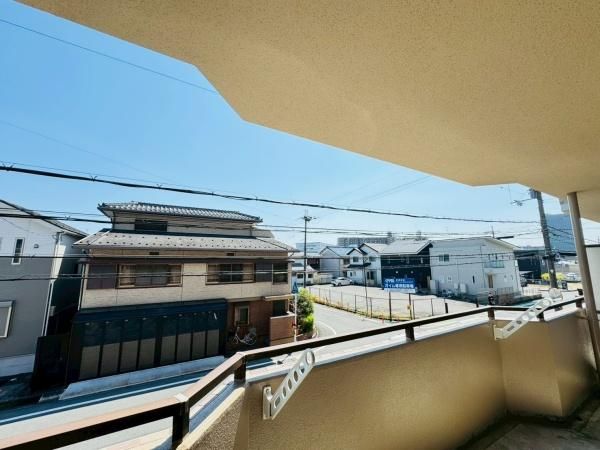 �y���]�z�@