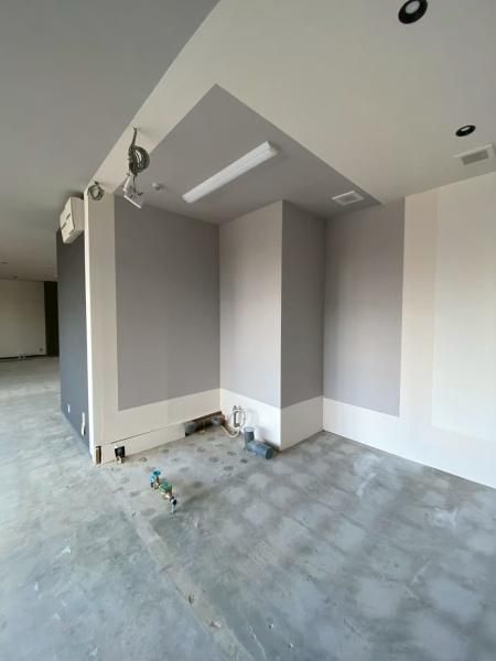 �y�����E���r���O�z�@