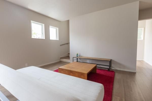 �y�����E���r���O�z�@