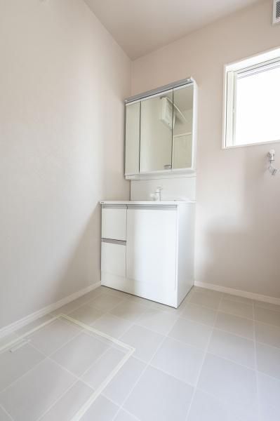 �y���ʏ��z�@