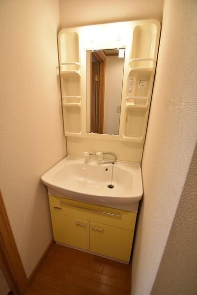 �y���ʏ��z�@