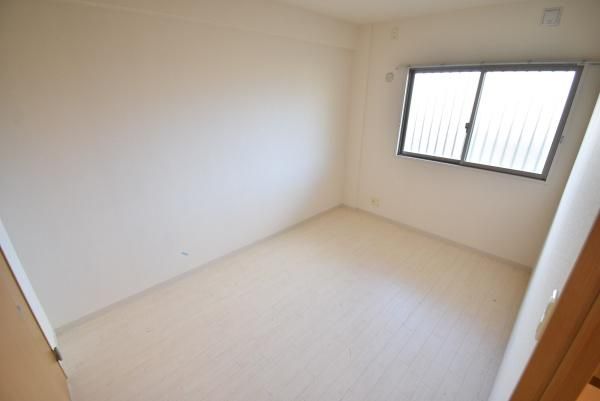 �y���̑������E�X�y�[�X�z�@���d�l�ʐ^