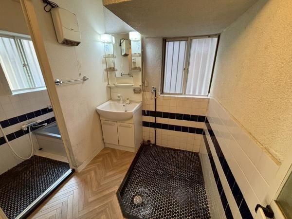 �y���ʏ��z�@