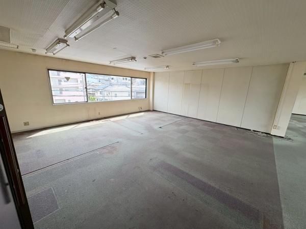 �y���̑��ݔ��z�@