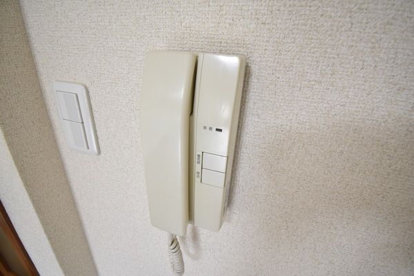 �y�Z�L�����e�B�z�@�������ʎ�