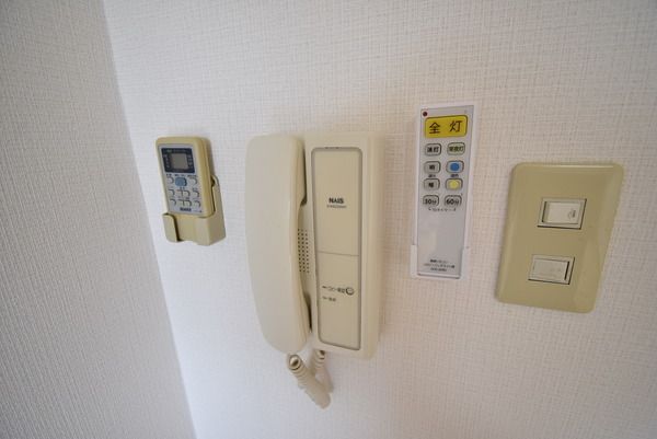 �y�Z�L�����e�B�z�@���d�l�ʐ^