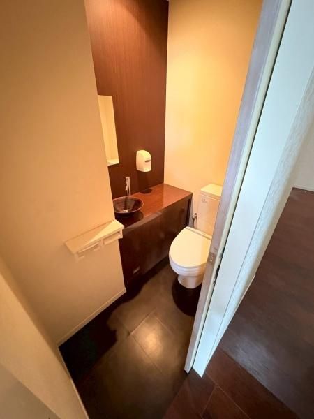 �y�g�C���z�@