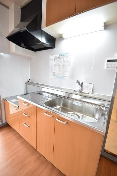 �y�L�b�`���z�@