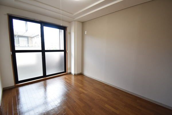 �y�Q���z�@