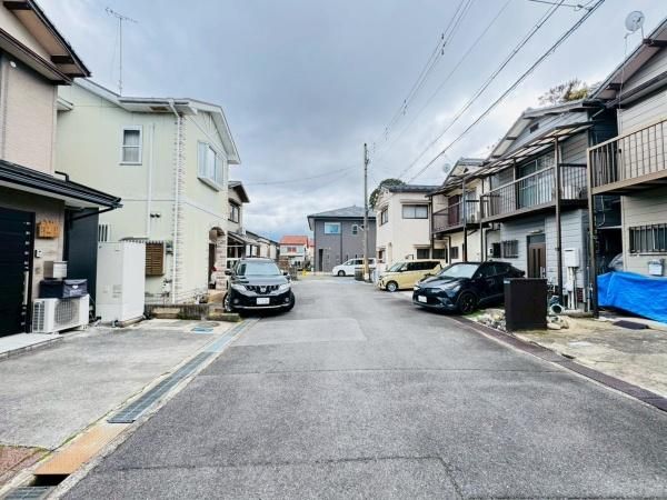 �y���]�z�@