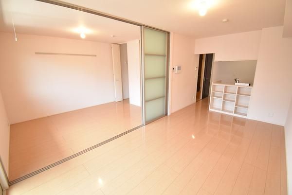 �y�����E���r���O�z�@���������ʎ���