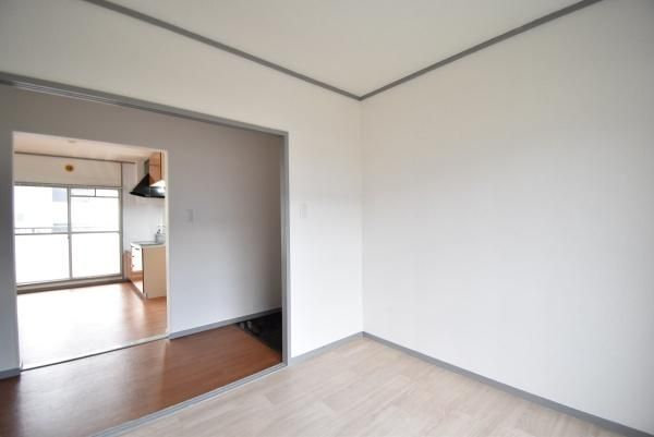 �y���̑������E�X�y�[�X�z�@