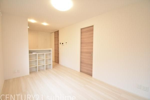 �y�����E���r���O�z�@�������ʎ�