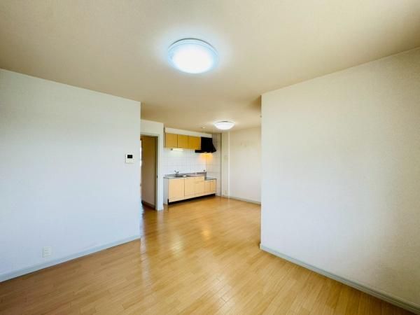 �y�����E���r���O�z�@�������ʎ�