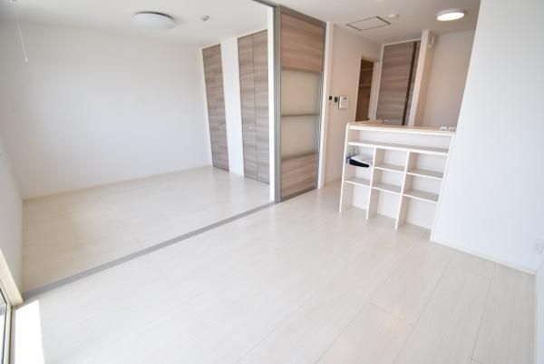 �y�����E���r���O�z�@���]�^�C�v�ɂȂ�܂�