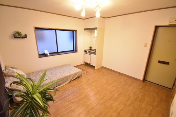�y���̑������E�X�y�[�X�z�@���d�l�ʐ^