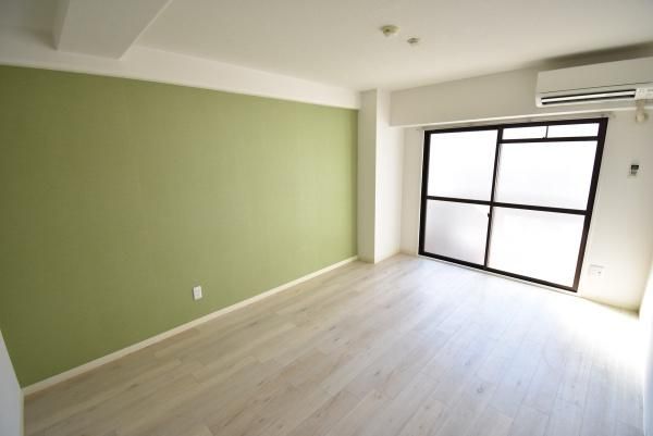 �y�����E���r���O�z�@���������ʎ���