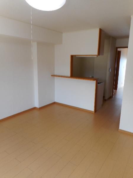�y�����E���r���O�z�@�������ʎ�