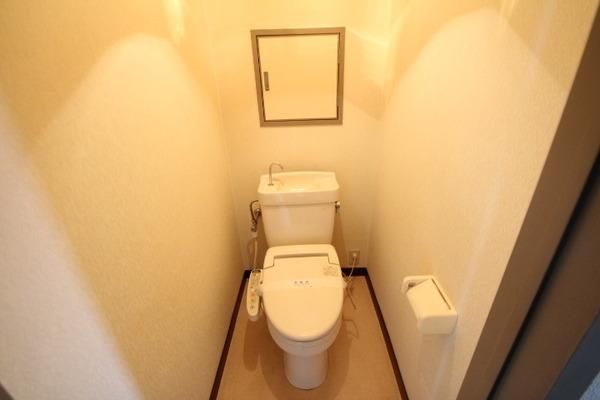 �y�g�C���z�@