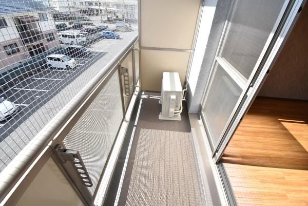 �y�o���R�j�[�z�@