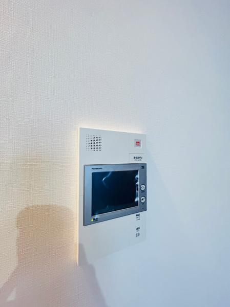 �y�Z�L�����e�B�z�@