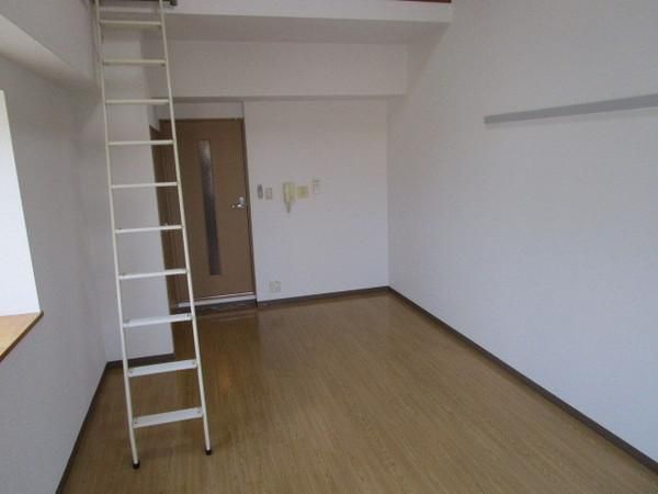 �y�Z�L�����e�B�z�@���d�l�ʐ^