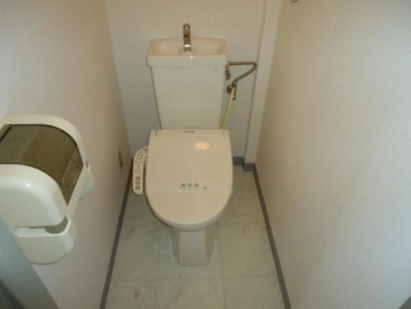 �y�g�C���z�@
