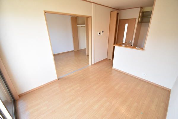 �y�����E���r���O�z�@���{�H��Е���