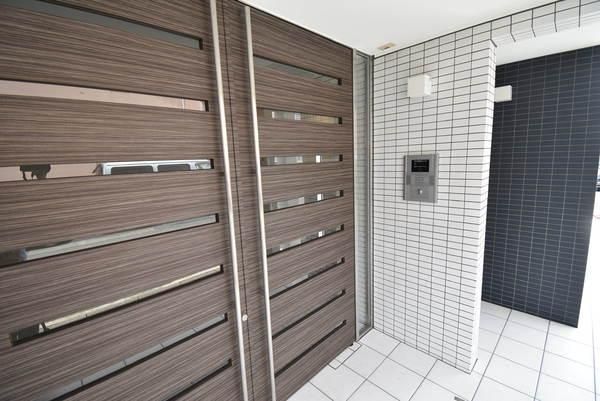 �y�G���g�����X�z�@