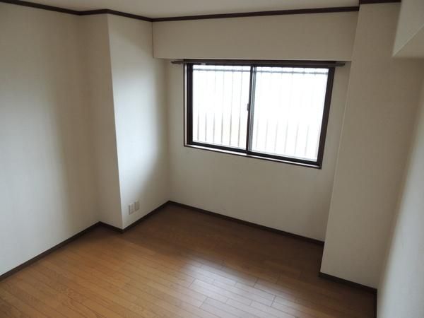 �y�Q���z�@