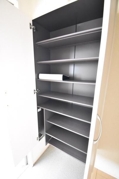 �y���[�z�@���{�H��Е���