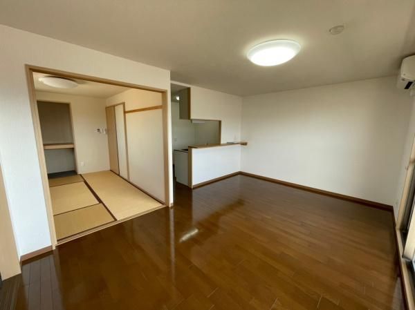 �y�����E���r���O�z�@�������ʎ�