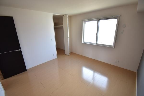 �y���̑������E�X�y�[�X�z�@���d�l�ʐ^