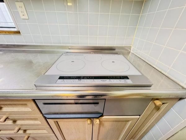 �y�L�b�`���z�@